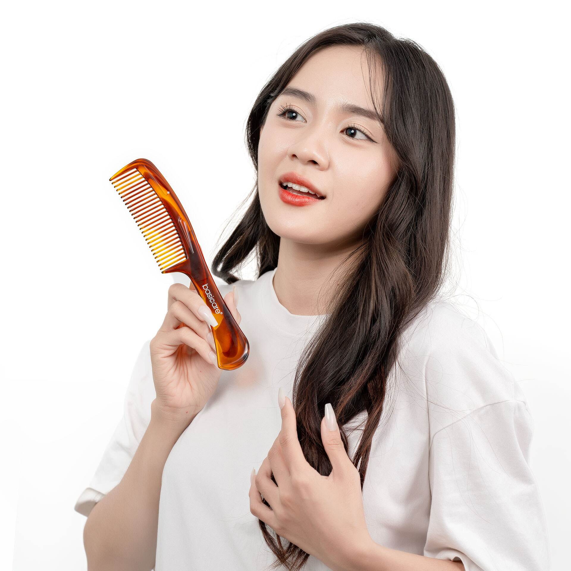 Lược Chải Tóc BASICARE được thiết kế dễ dàng tạo kiểu tóc, hoàn hảo cho mọi loại tóc.