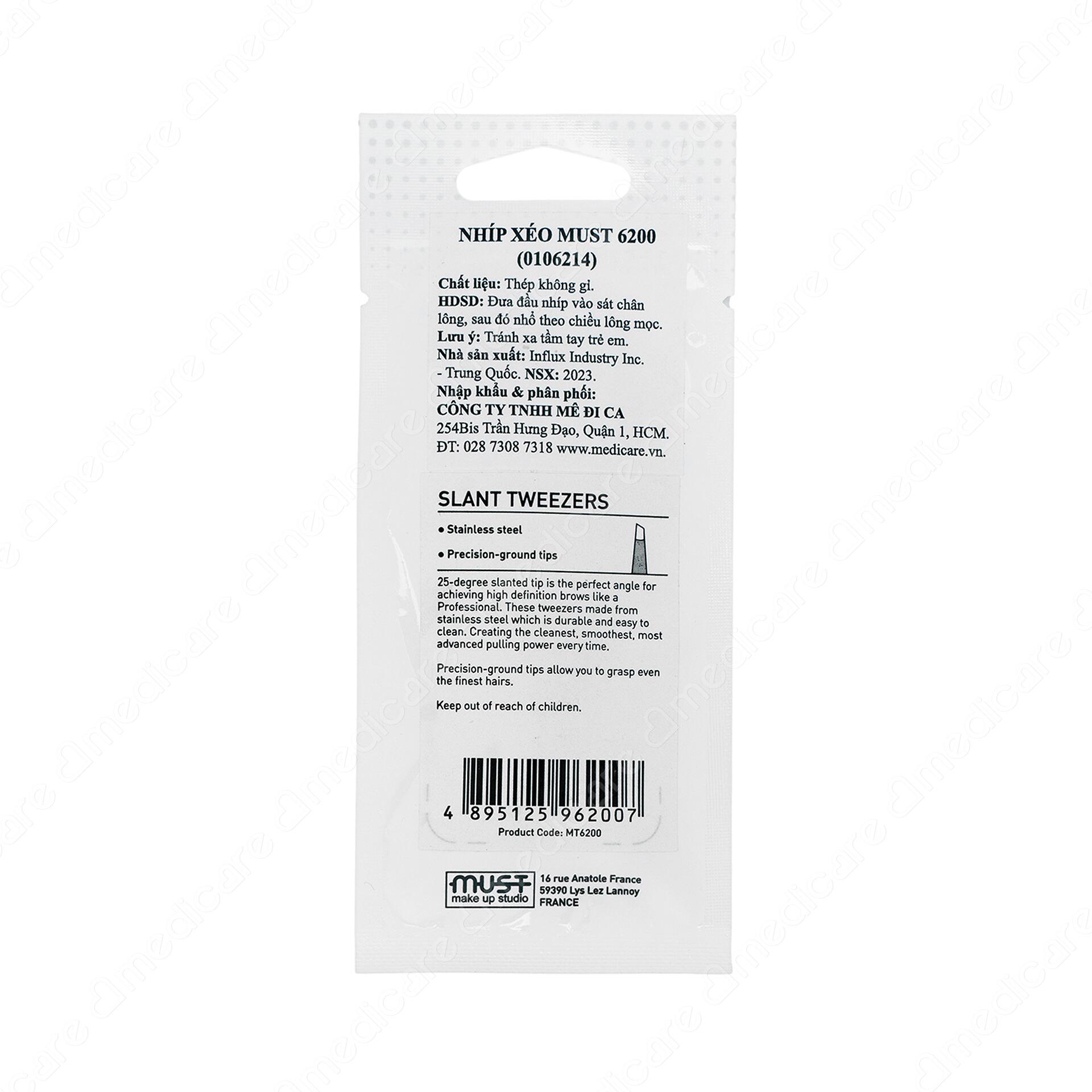 <a id="_heading=h.gjdgxs"></a>Nhíp Xéo MUST 6200 với thiết kế nhỏ gọn, thời trang có thể tiện lợi bỏ trong túi di chuyển hằng ngày.