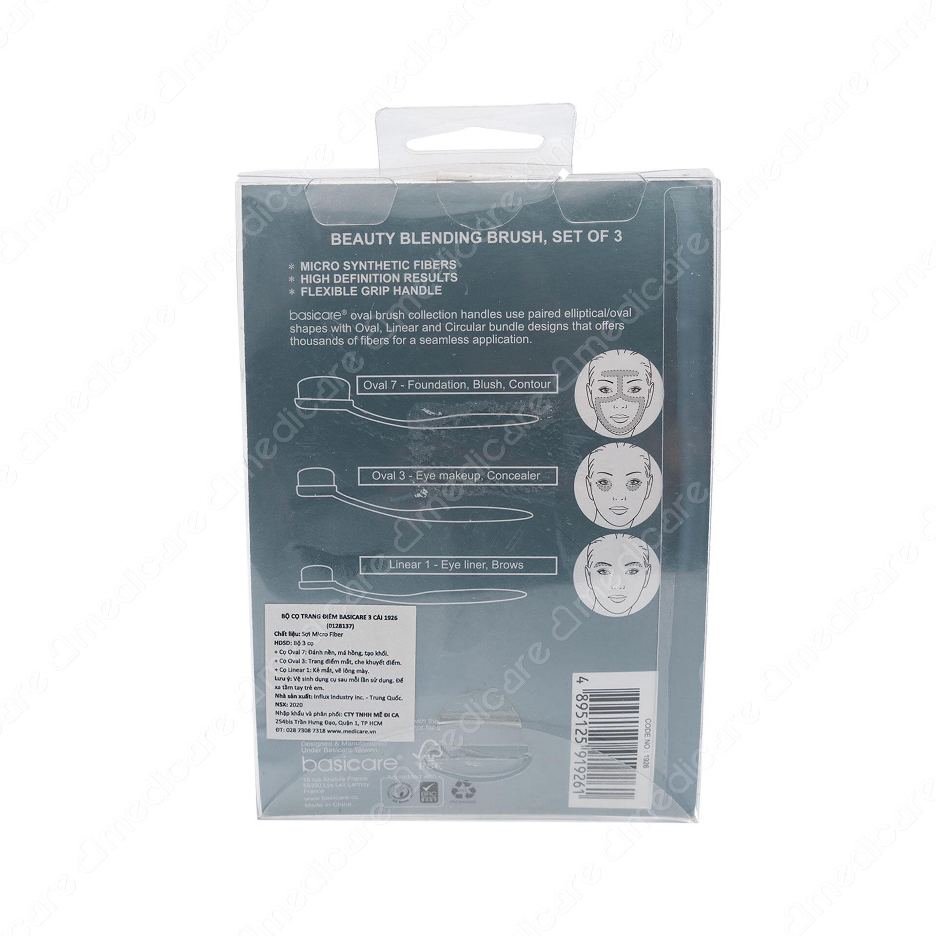 Bộ Cọ Trang Điểm BASICARE tiện lợi, đa năng, giúp bạn có lớp trang điểm hoàn hảo.