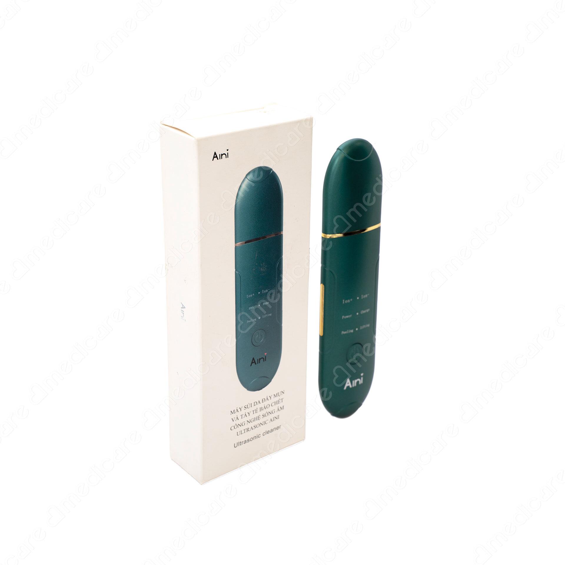 </li><li> Máy sủi da đẩy mụn Aini là dòng máy chuyên làm sạch sâu và thu nhỏ lỗ chân long. Máy sủi da đẩy mụn và tế bào chết công nghệ song âm Ultrasonic thâm nhập sâu vào các lớp biểu bì của làn da, đánh thức làn da của bạn, cảm nhận ngay sự nhẵn mịn mượt mà. 