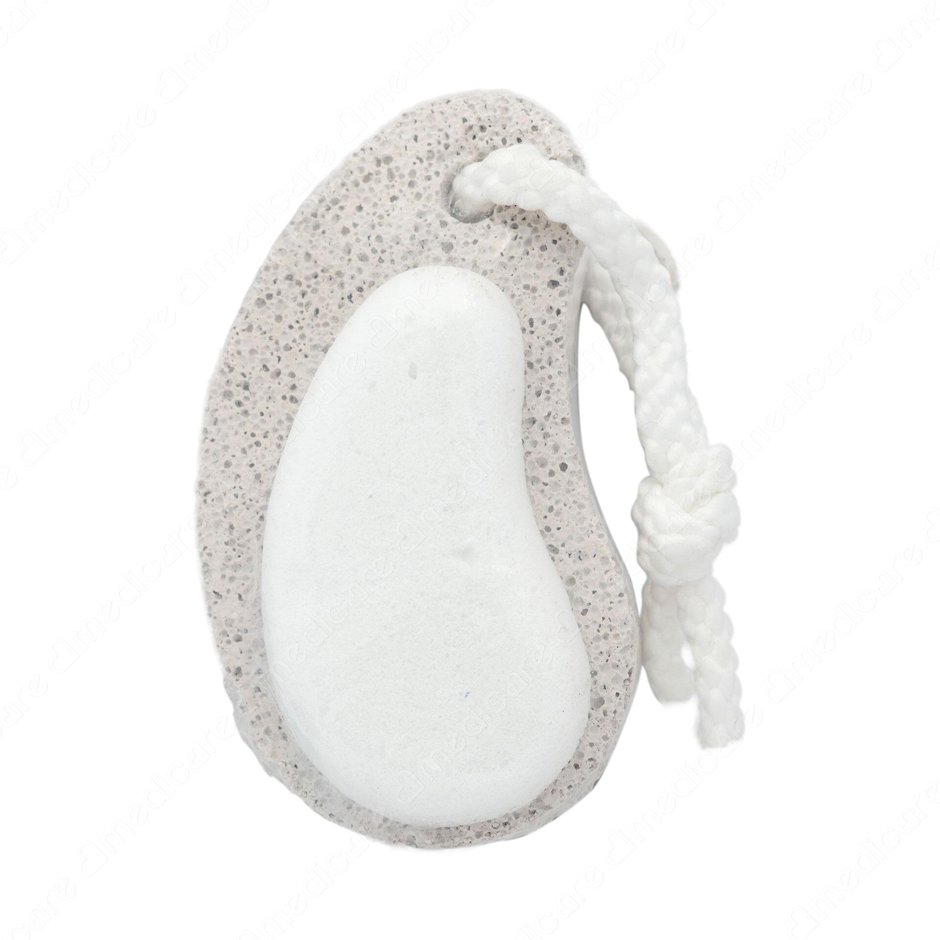 Đá Bọt & Thạch Anh Chà Gót BASICARE 2192 giúp nhẹ nhàng loại bỏ các tế bào da chết để cho làn da trẻ khỏe và làm mịn các vùng chai sần ở bàn chân, ngón chân, bàn tay, khuỷu tay, đầu gối và các vùng khác trên cơ thể.