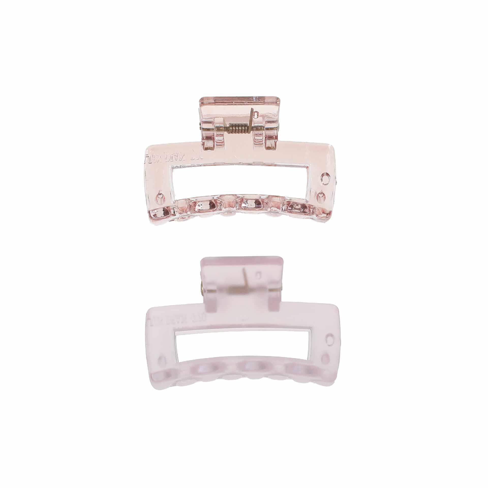 Kẹp nữa đầu BASICARE màu hồng mang lại sự thoải mái cả ngày khi kẹp tóc, đơn giản nhưng phong cách.