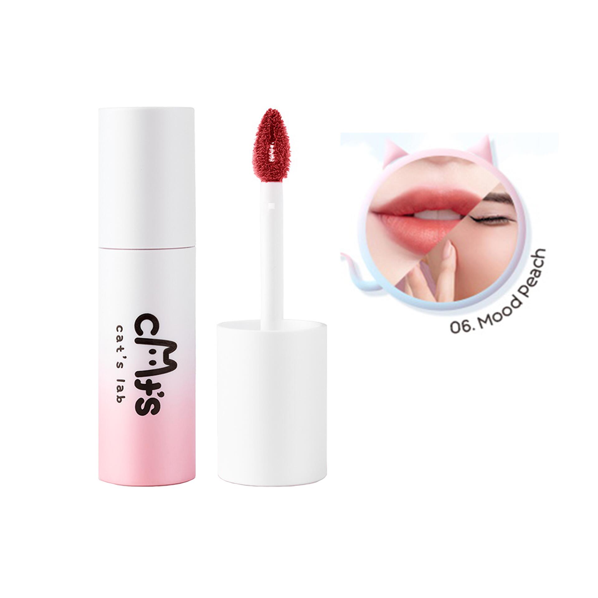 Son Kem Lì Cat's Lab Blur Lip Velvet - 15 Màu Hot Trend, Mềm Mịn Như Mây, Đa Năng 2 in 1,Blur Lip Velvet&nbsp;mang đến bộ sưu tập gồm 15 sắc màu thời thượng cùng công dụng 2 trong 1, phù hợp cho cả môi và má. Lấy cảm hứng từ sự nhẹ nhàng của mây trời, chất son Blur Lip Velvet mang lại cảm giác mềm mịn như mây chạm môi, giữ cho nét rạng ngời của bạn được tỏa sáng cả ngày dài.