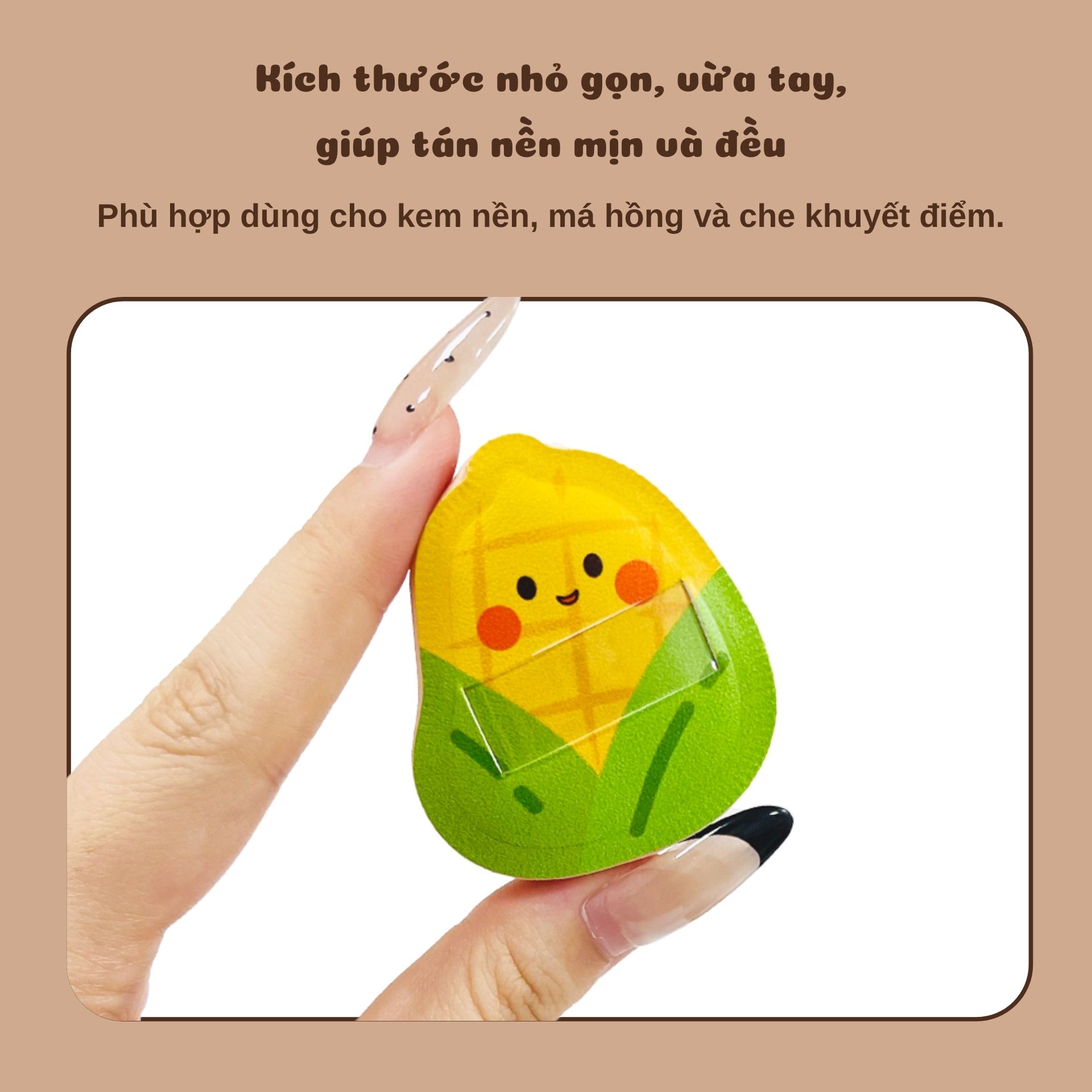 Bộ 2 mút trang điểm gồm một mút lớn và một mút mini hình trái bắp dễ thương. Chất liệu mềm mịn, đàn hồi tốt. Dùng được cả khô và ướt, giúp tán kem nền nhanh, đều màu, mịn và tự nhiên.